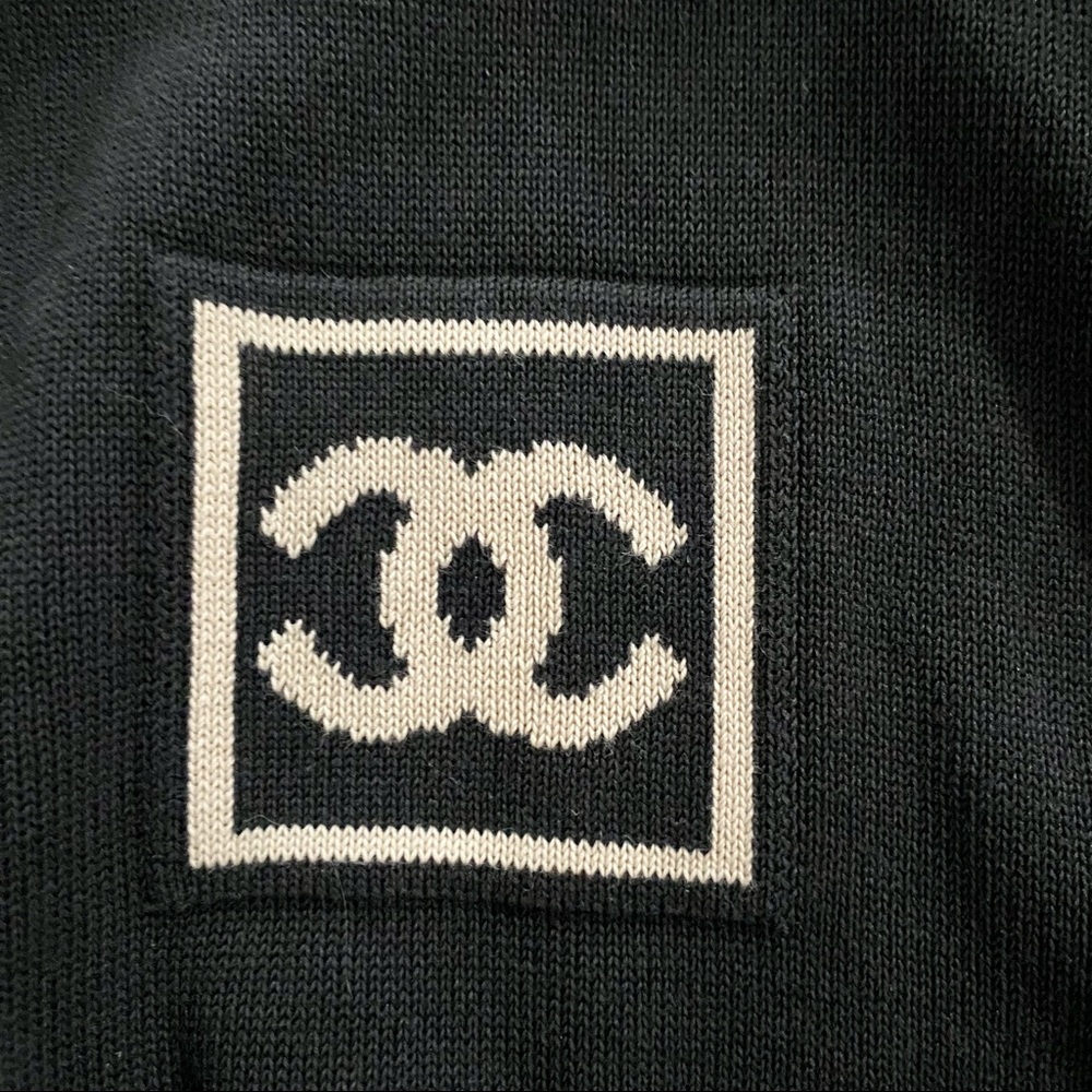 ❌SOLD❌ PRICE Chanel ICONIC Crop Top sz 38 - Picture 3 of 5